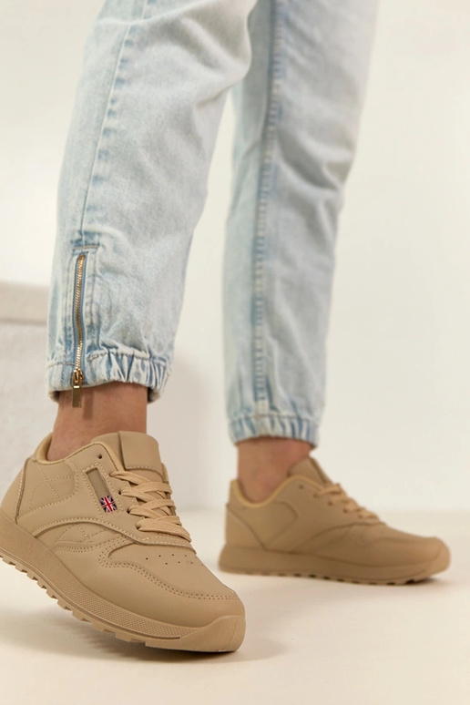 Smėlio spalvos kasdieniai sportbačiai...