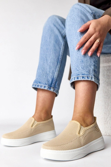 Smėlio spalvos medžiaginiai...