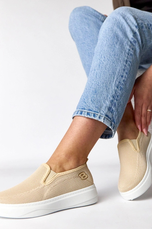 Smėlio spalvos medžiaginiai...