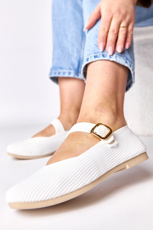 Baltos tekstilinės balerinų basutės...