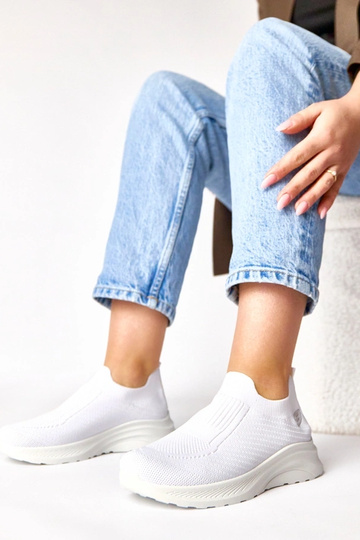 Balti tekstiliniai įmauti sportbačiai Gaia