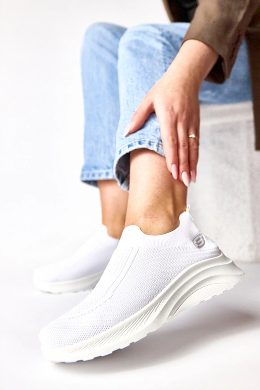 Balti tekstiliniai įmauti sportbačiai...