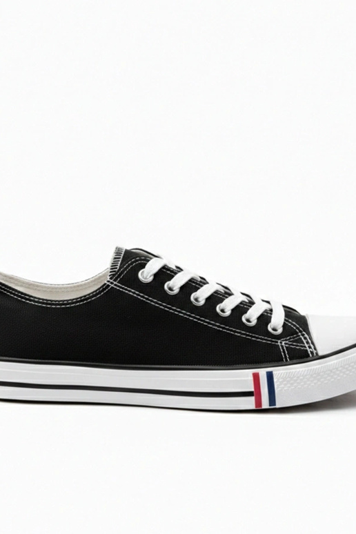 Juodi vyriški klasikiniai sportbačiai...