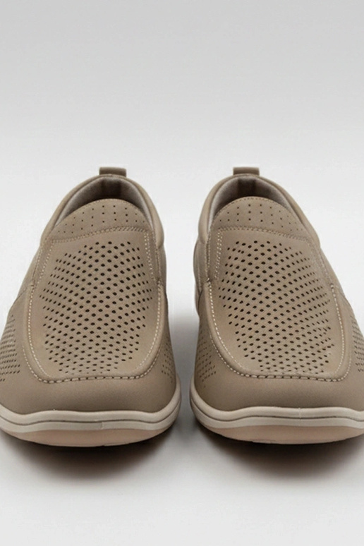 Rudi perforuoti vyriški mokasai Finn