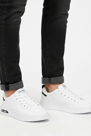 Balti vyriški sportbačiai... 2