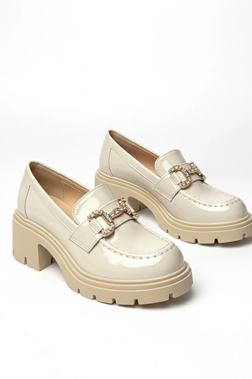 Kreminiai lakuoti mokasinai... 2