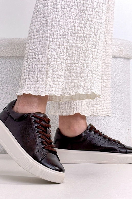 Rudi odiniai sportbačiai su platforma...