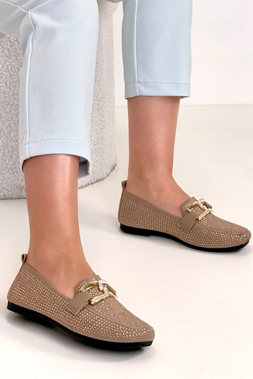 Rudi mokasinai puošti cirkoniais...