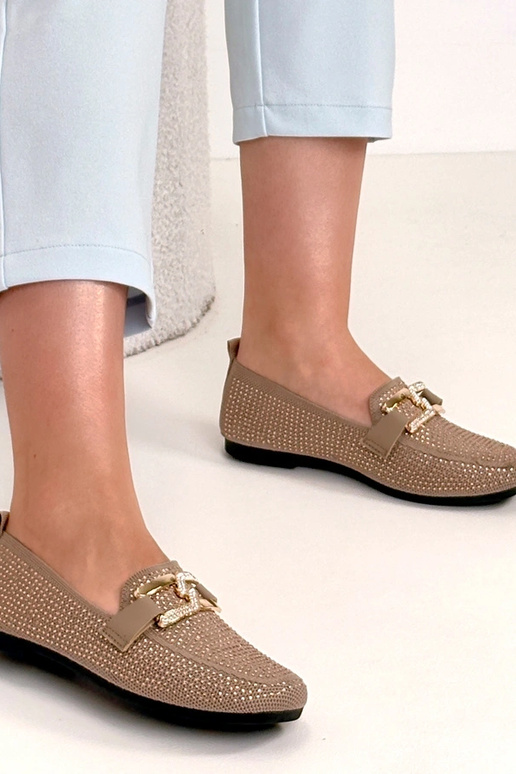 Rudi mokasinai puošti cirkoniais...