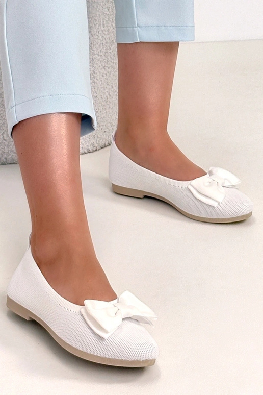 Baltos audinės balerinukės su...