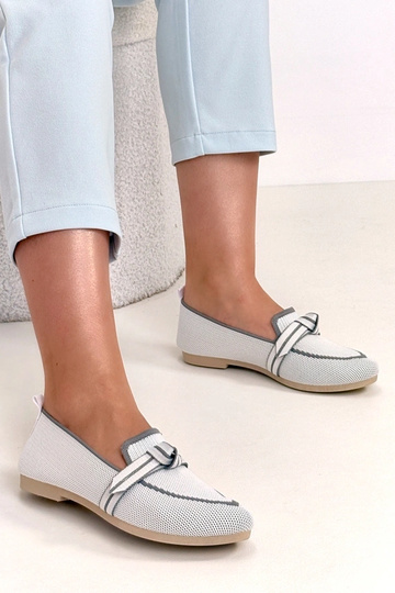 Baltos audinės balerinukės... 2