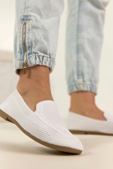 Balti audiniai mokasinai...