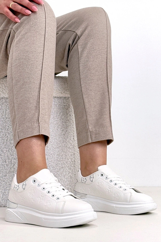 Balti sportbačiai su tišnėjimu Peyton