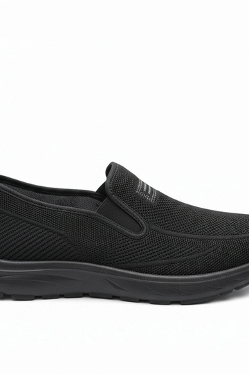 Juodi vyriški sportbačiai...