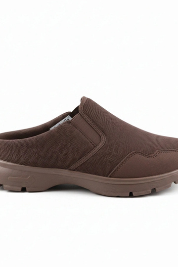 Rudi vyriški žemi...