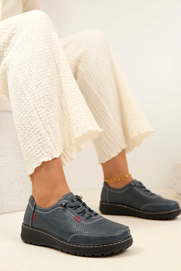 Tamsiai mėlyni ažūriniai... 2