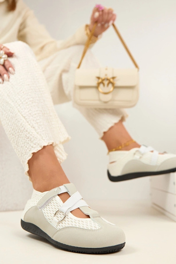 Pilki sportinio stiliaus...