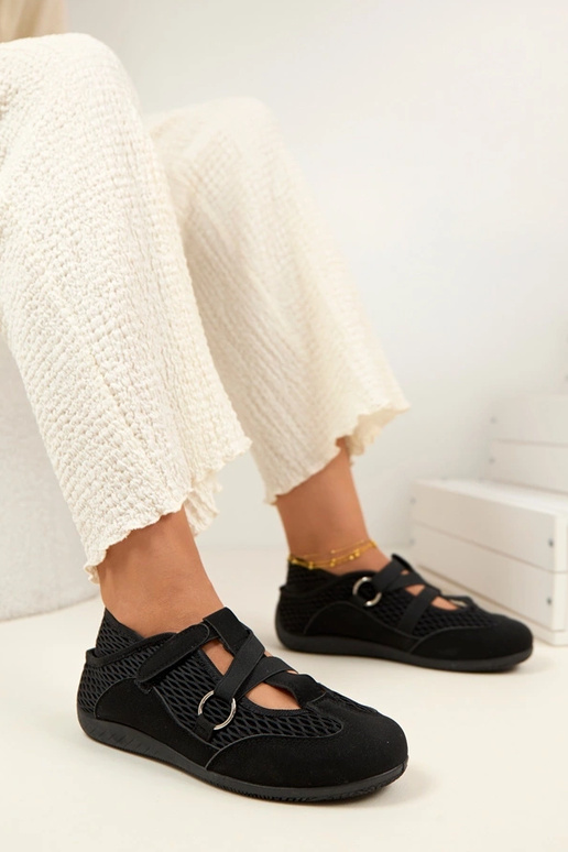 Juodi sportinio stiliaus balerinų...