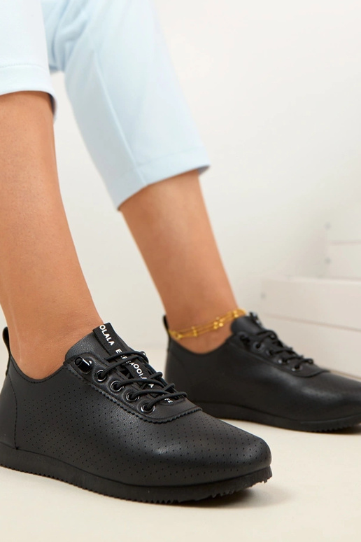 Juodi ažūriniai lengvi sportiniai...