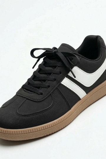 Juodi vyriški teniso...