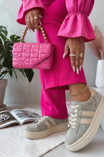 Pilki odiniai bateliai... 2