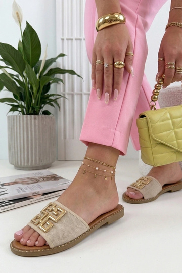 Smėlio spalvos šlepečiai... 2