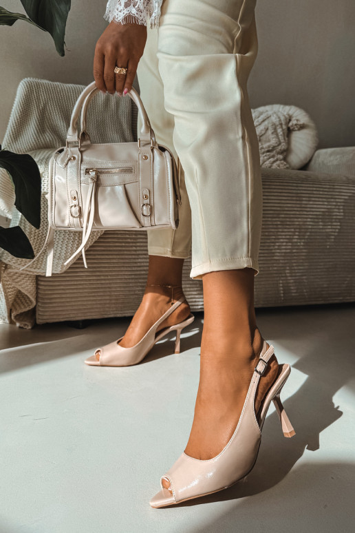 Moteriškos basutės su plonais kulniukais smėlio spalvos Sevina