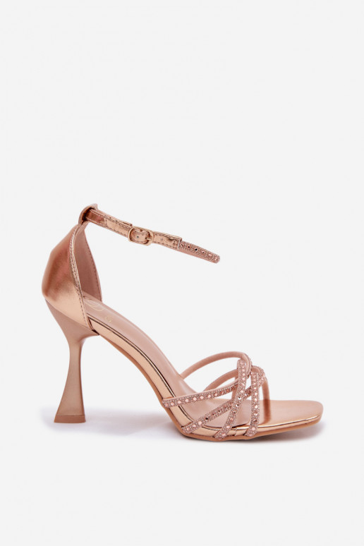 Moteriškos basutės su kulniukais su spindinčiomis akutėmis Szampańskie Redira