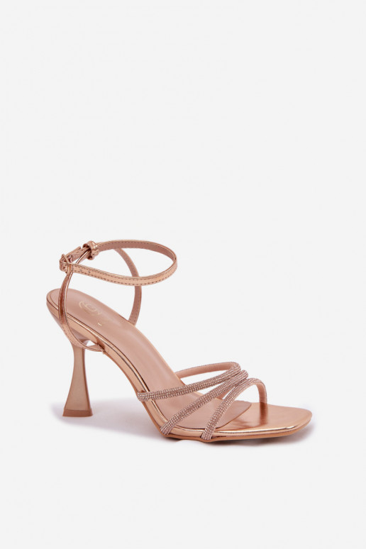 Moteriškos basutės su kulniukais Ze Zdobionymi Paskami Szampańskie Gedira