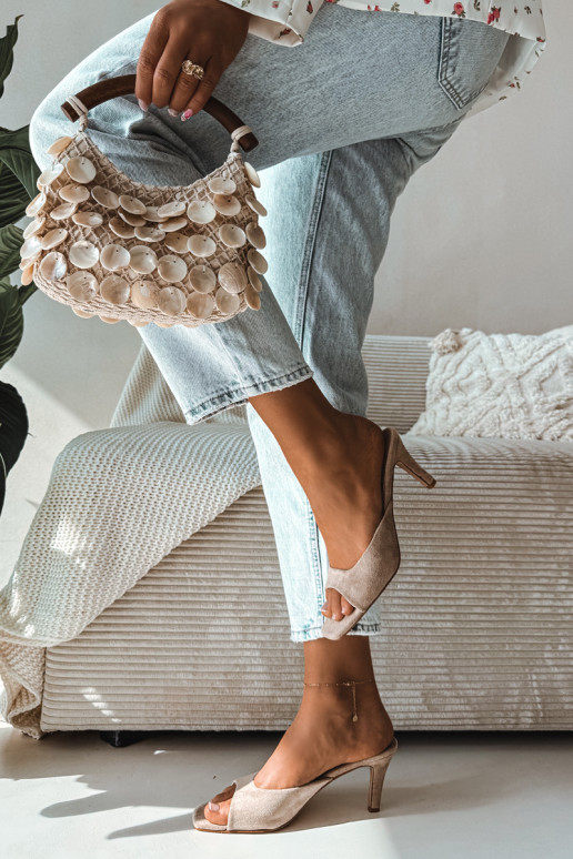 Moteriškos šlepetės Įjungta Smukłym Obcasie smėlio spalvos Revina