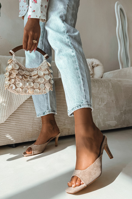 Moteriškos šlepetės Įjungta Smukłym Obcasie smėlio spalvos Revina