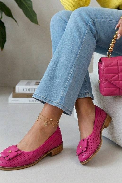 Rožinės odinės ažūrinės balerinos...