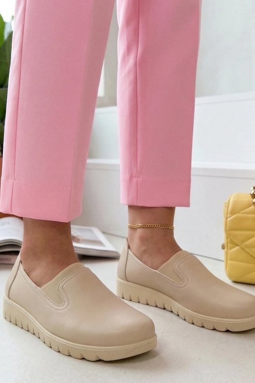 Smėlio spalvos įmaunami pusbačiai su...