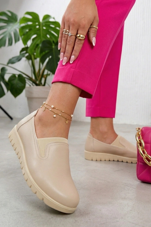 Smėlio spalvos įmaunami pusbačiai su...