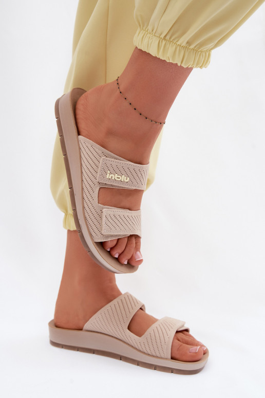 Moteriškos šlepetės INBLU AG000015 smėlio spalvos