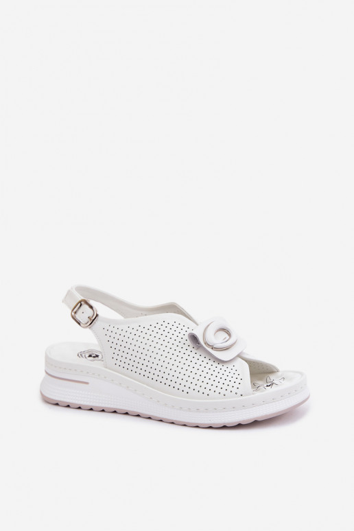 Moteriškos basutės Moteriškas Su puošniais Detalem baltos spalvos Deliva