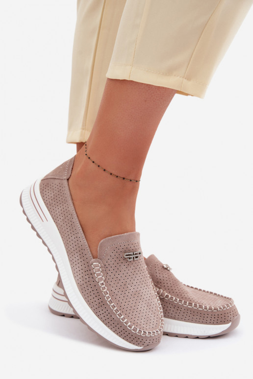 moteriški mokasinaisuĮjungtaturalnego iš zomšosu smėlio spalvos Demela