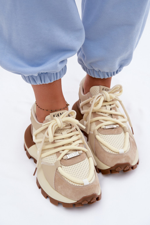 Oda iš zomšos Sneakers modelio batai Moteriškas GOE TT2N4021 smėlio spalvos
