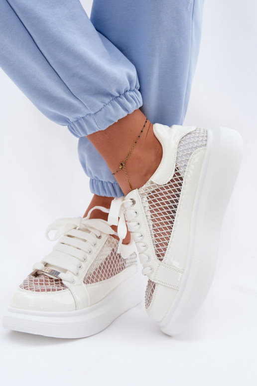 Oda Sneakers modelio batai Moteriškas Su dekoracija GOE TT2N4010 baltos spalvos