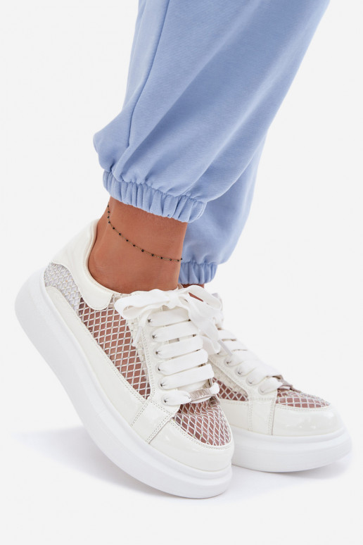 Oda Sneakers modelio batai Moteriškas Su dekoracija GOE TT2N4010 baltos spalvos