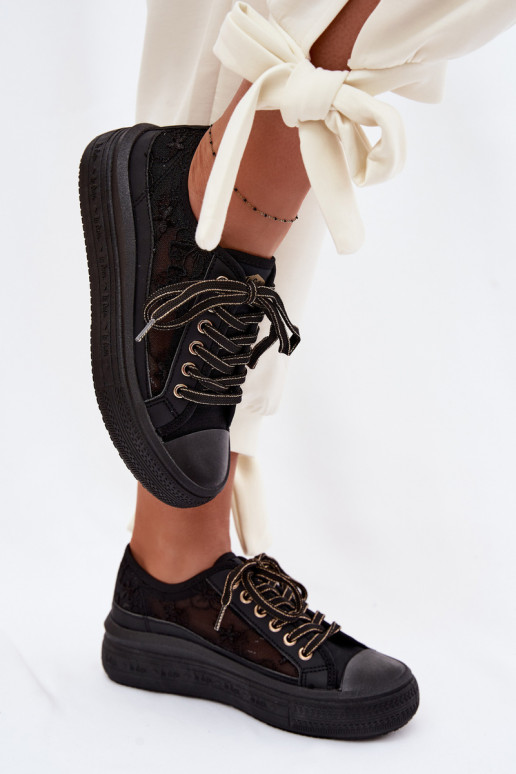 Laisvalaikio bateliai su nėriniais su platforma Lee Cooper LCIN-26-44-4479 juodos spalvos