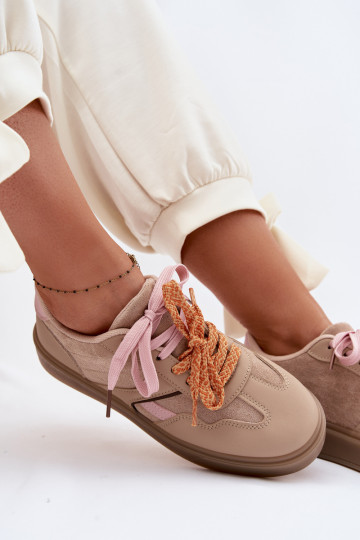 Sneakers modelio batai MoteriškassuPodĮójnymi SznuróĮkami rudos spalvos Relisa