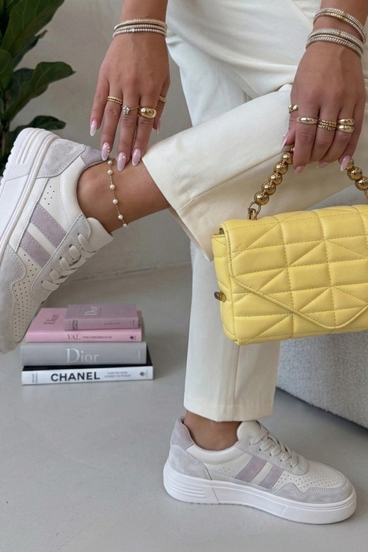 Smėlio spalvos sportbačiai iš...