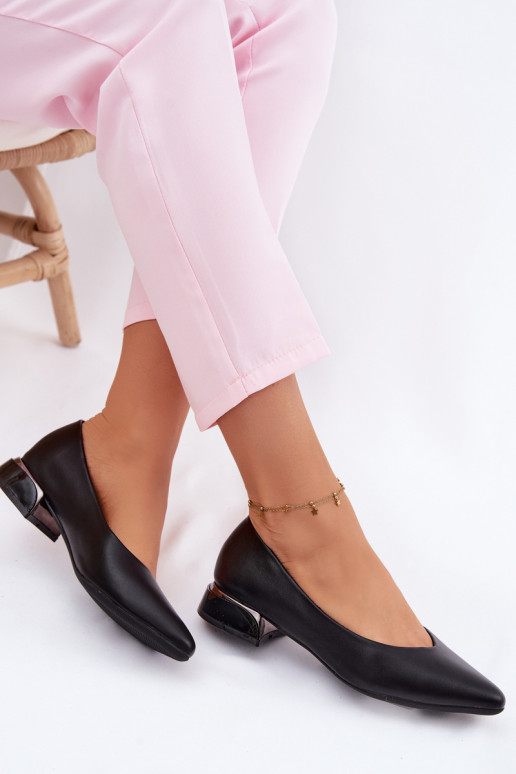 Balerinos Ant žemo kulno Vinceza 62280 juodos spalvos