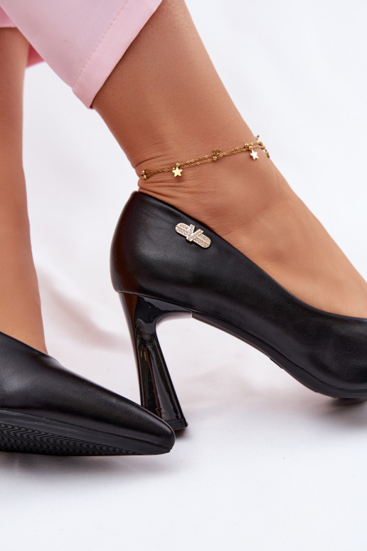 Elegantiško stiliaus Bateliai su kulniukais Vinceza 62276 juodos spalvos