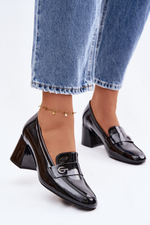 Lakuoti natūralios odos pusbačiai Moteriškas su kulniukais Vinceza 18119 juodos spalvos