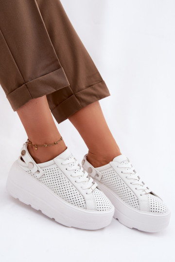 Oda su aužūro elementais Sneakers modelio batai Moteriškas su platforma su dirželiais Įjungta Pięcie D&A LR61-7088 baltos spalvo