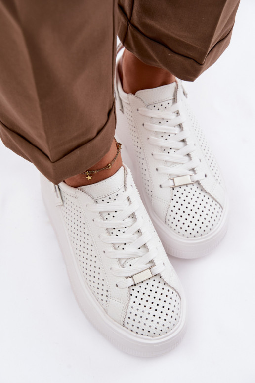 Oda su aužūro elementais Sneakers modelio batai Moteriškas su platforma su dirželiais Įjungta Pięcie D&A LR61-7088 baltos spalvo