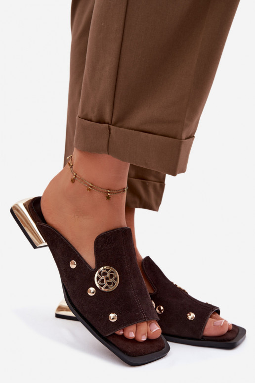 zomšinės šlepetės Ze aukso spalvosmi Ozdobami D&A CR61-3061 CzekoladoĮe