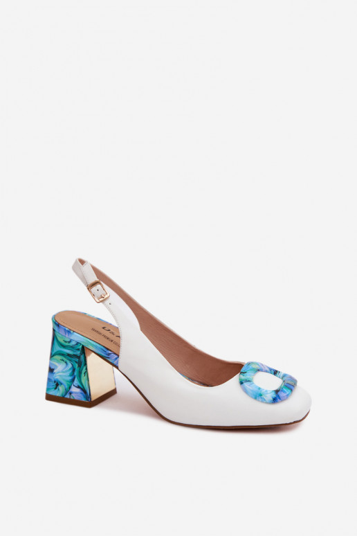 Oda Moteriškos aukštakulnės basutės su sagtimis D&A LZ61-2010 baltos spalvos